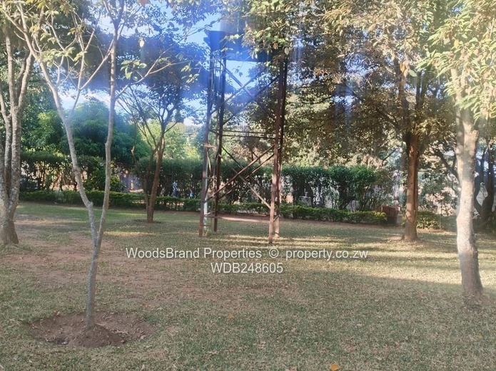 Greendale 4-Bed Home on 4047m² — Mature Garden & Driveway