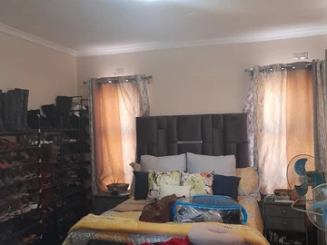 3 Bedroom Flat & Apartment
